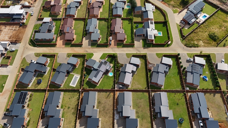 3 Bedroom Property for Sale in Van Der Hoff Park North West